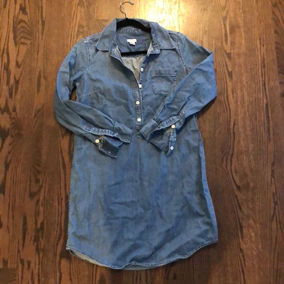 J. Crew Dresses & Skirts - J. Crew Denim Dress preowned size small